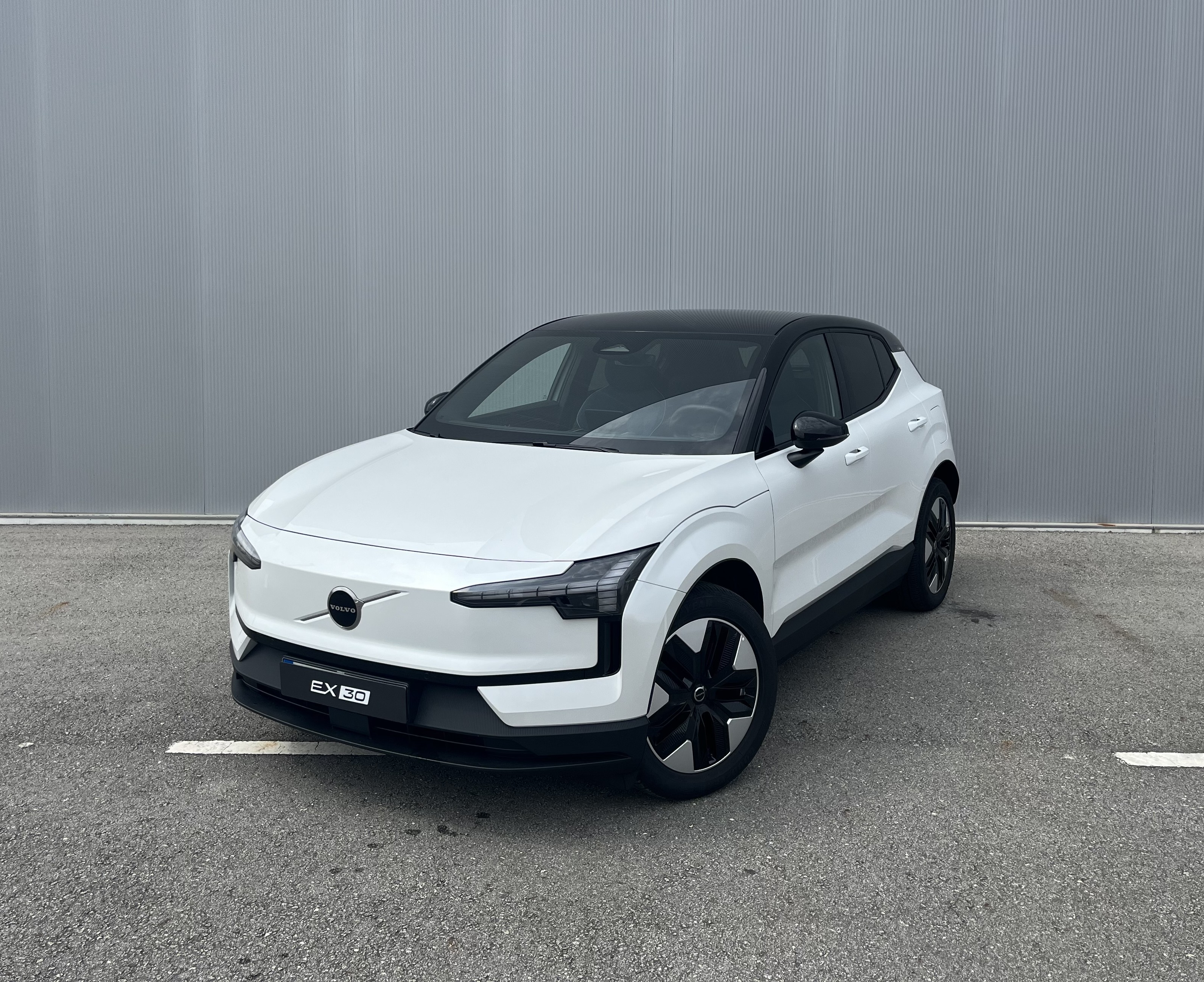 Volvo EX30 Plus, Single Motor Extended Range