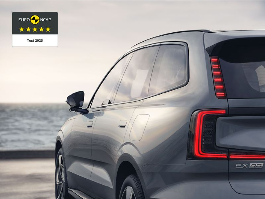 O Volvo EX90 conquistou a classificação máxima de cinco estrelas nos testes de segurança do Euro NCAP