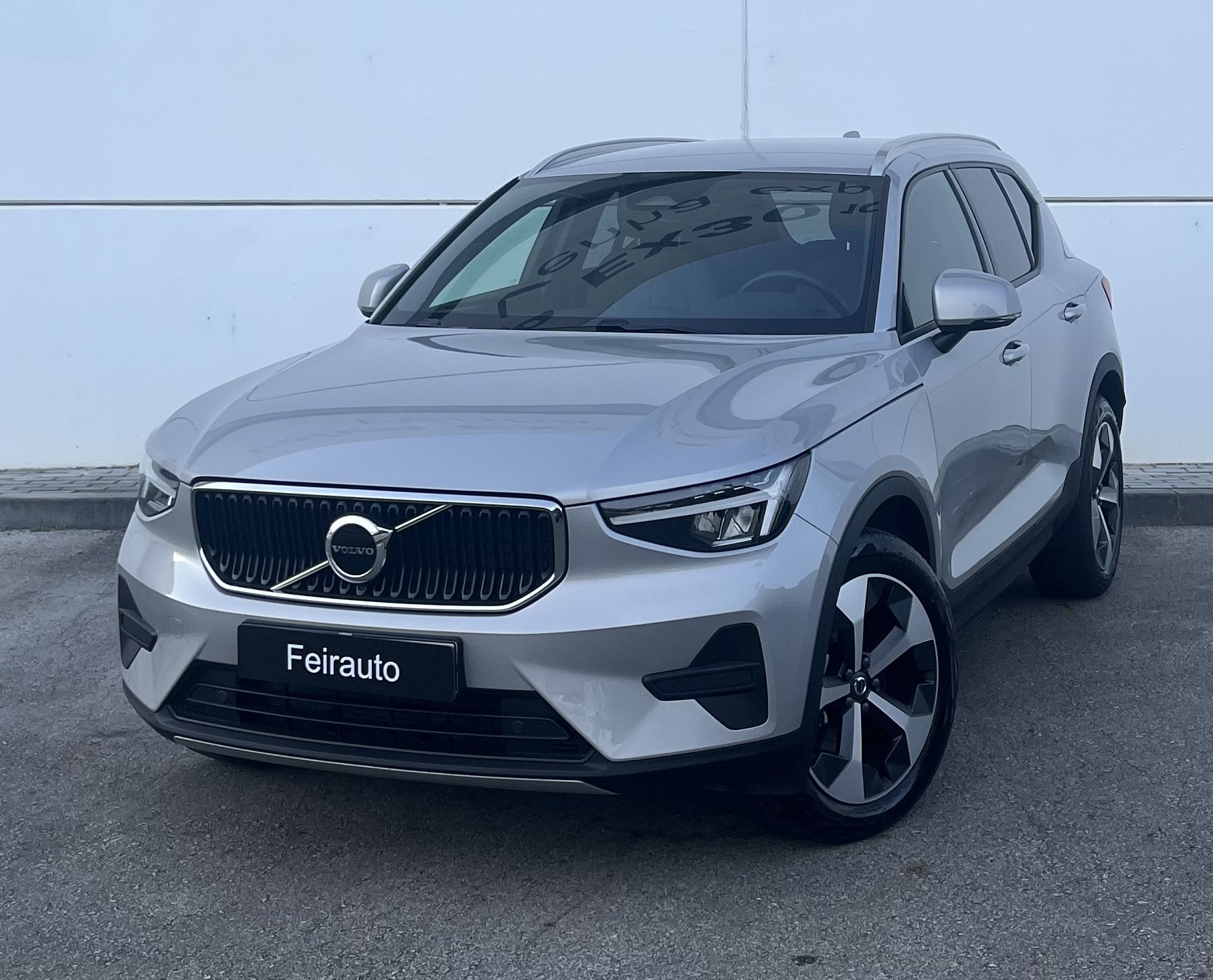 Volvo XC40 Core, B3 Híbrido