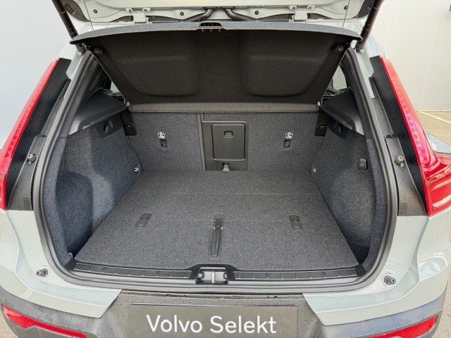 XC40 CH62SL_18