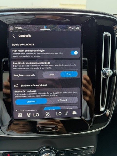 XC40 CH62SL_9
