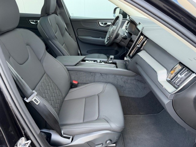 XC60 CH33TS_26